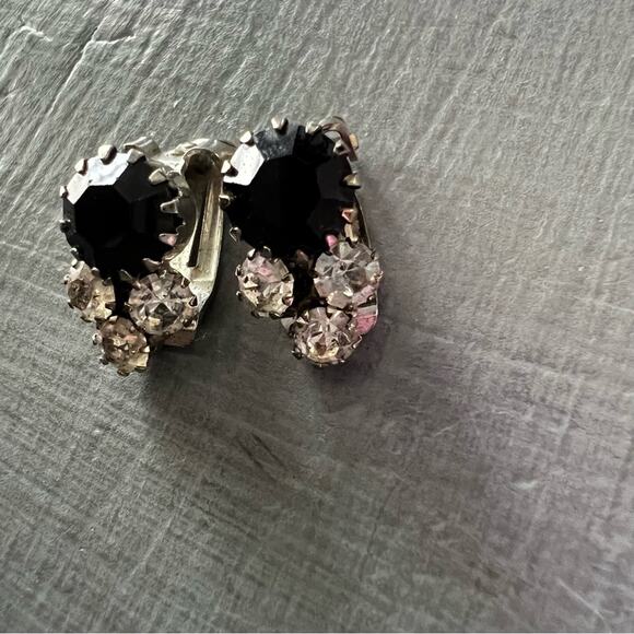 Sabika Like Silver Tone Clip on Earrings - Picture 7 of 7